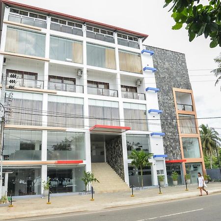 Centhara Beach Weligama Hotel Kültér fotó