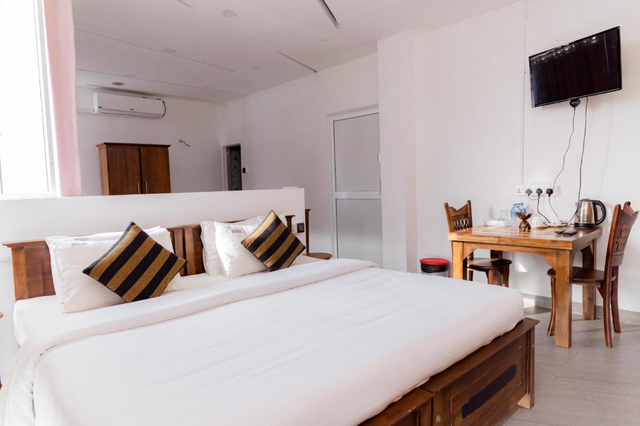 Centhara Beach Weligama Hotel Kültér fotó